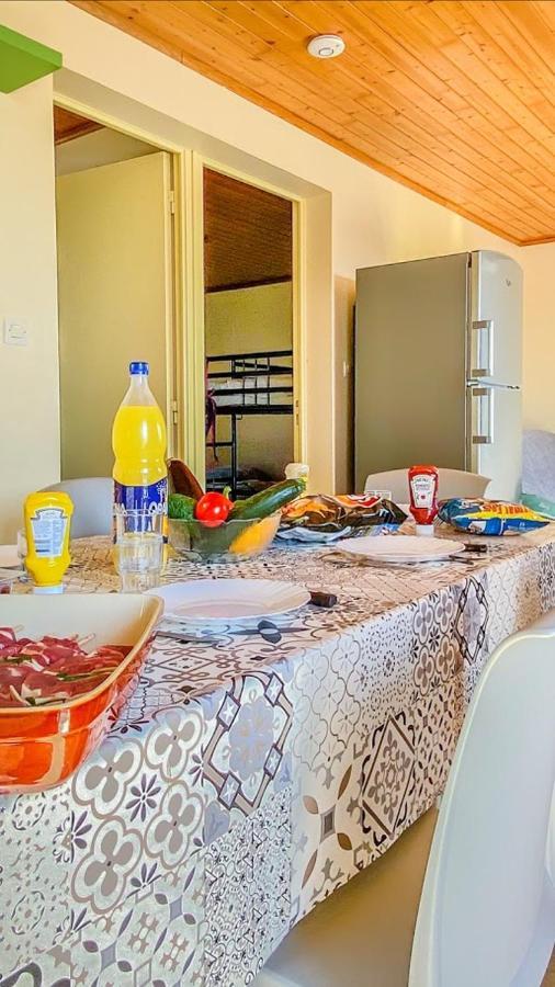 Village De Cromenach Ambon Екстер'єр фото